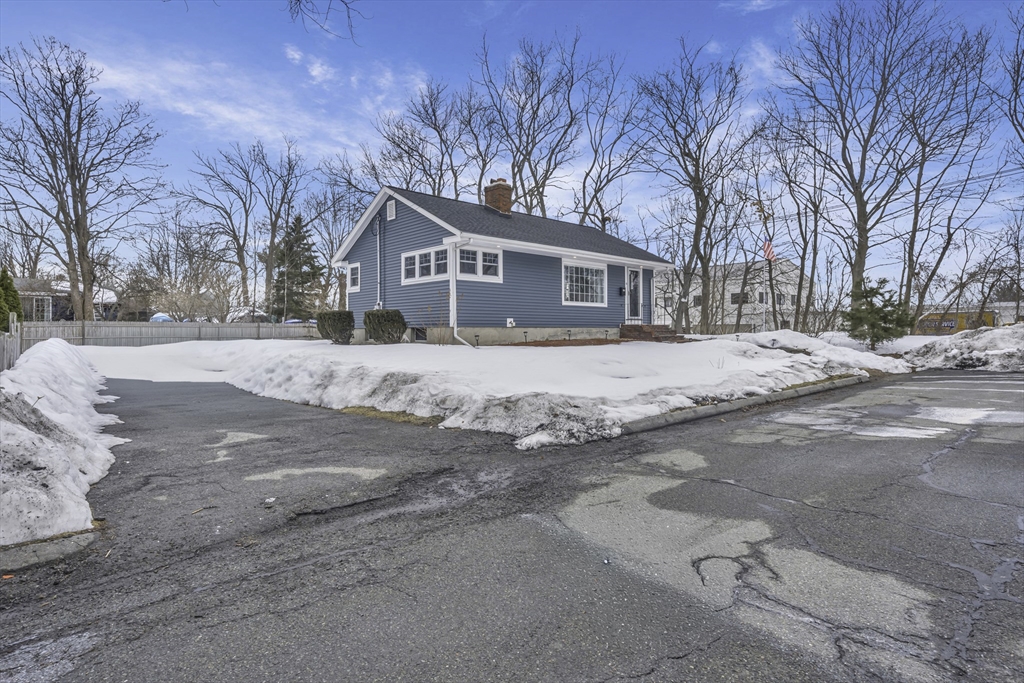 6 Grant Street Danvers, MA 01923 - Photo 1 of 2