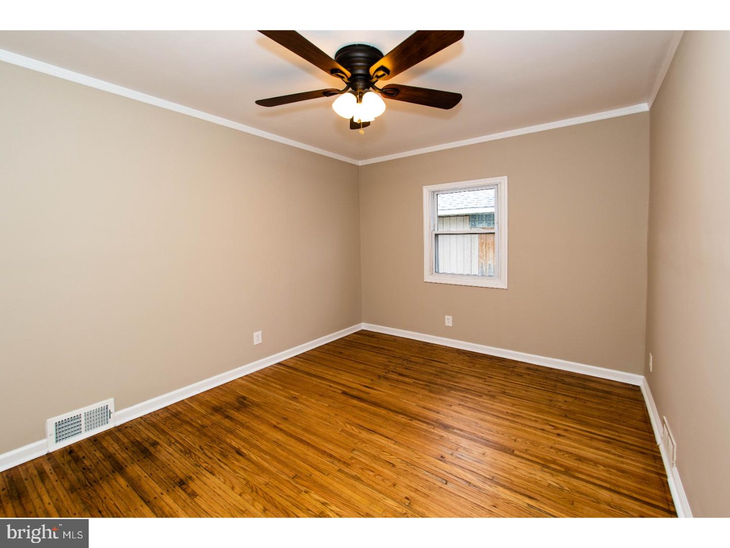 12219 Thornton Road Philadelphia, PA 19154 - Photo 16 of 25 Bedroom 2