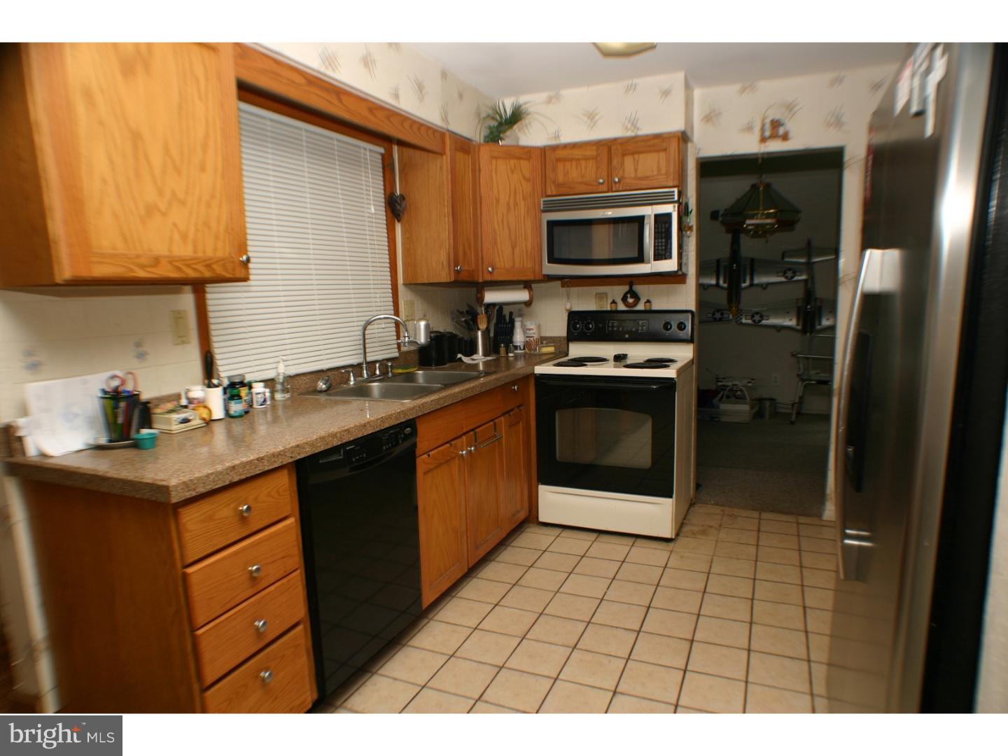 42 Concord Road Marlton, NJ 08053 - Photo 2 of 25 Kitchen
