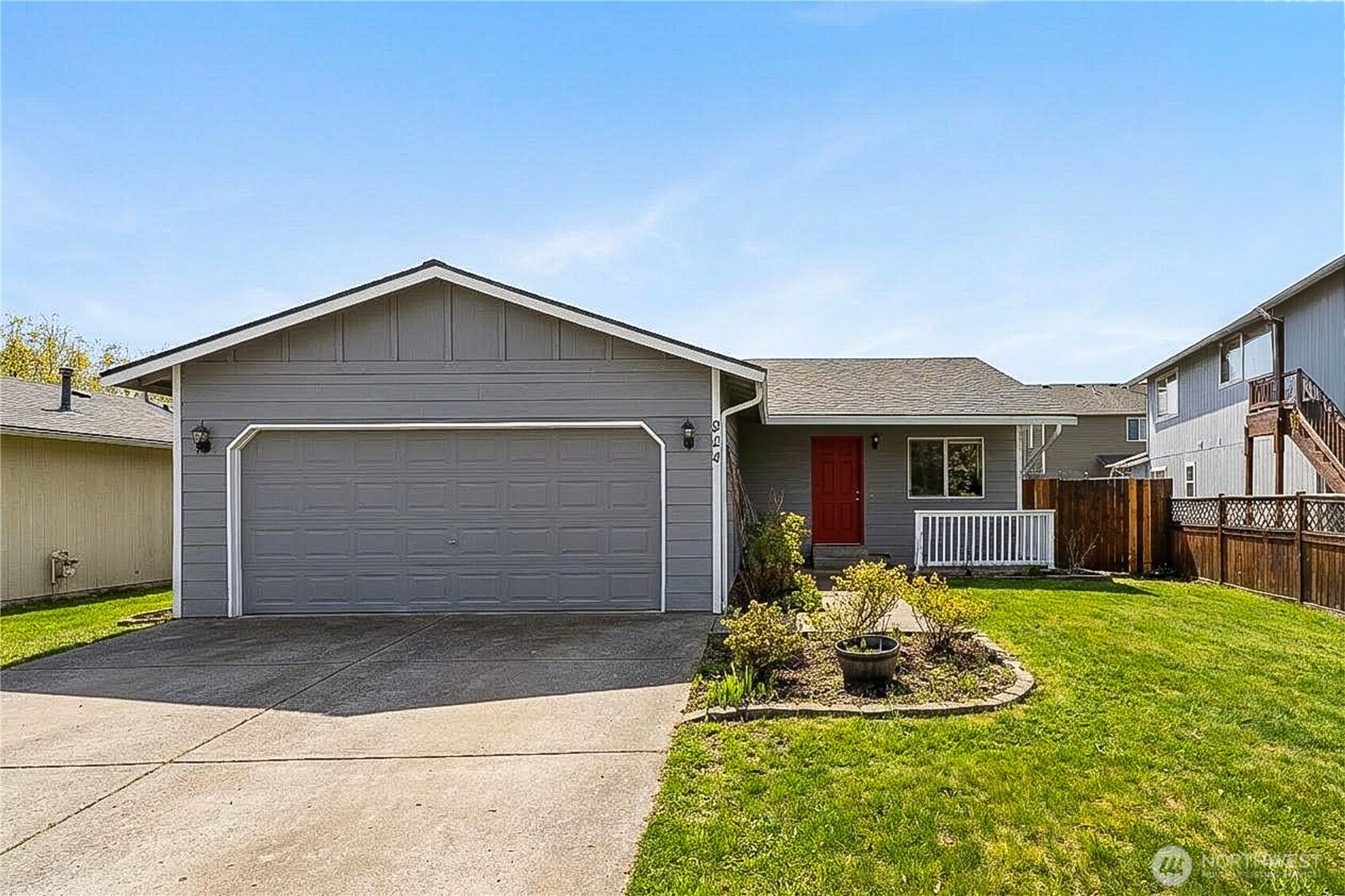 924 Merea Lane Sultan, WA 98294 - Photo 1 of 30 a front view of house with yard