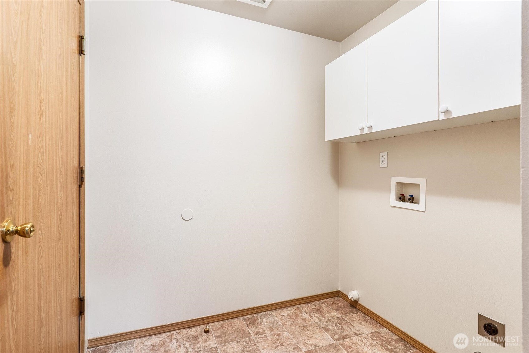 924 Merea Lane Sultan, WA 98294 - Photo 25 of 30 a view of utility room