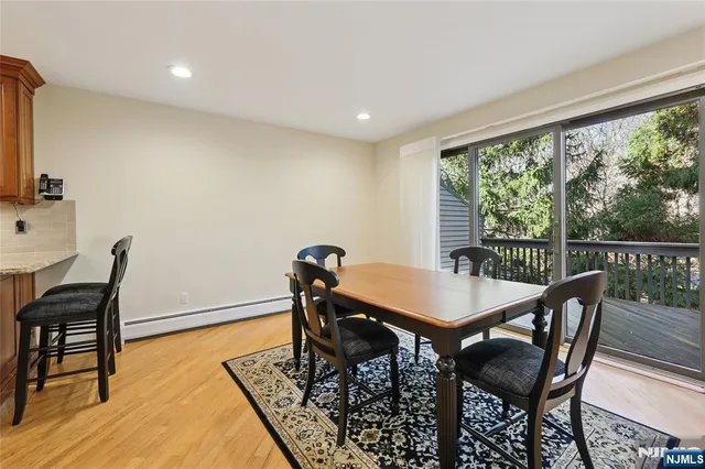 $899,000 | 102 Aspen Court, Unit T002, Norwood, NJ 07648