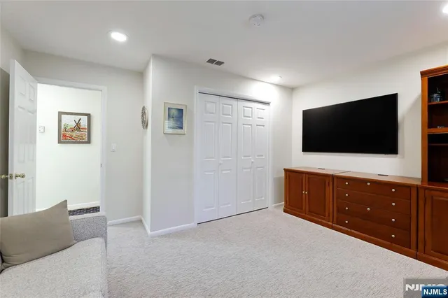 $899,000 | 102 Aspen Court, Unit T002, Norwood, NJ 07648