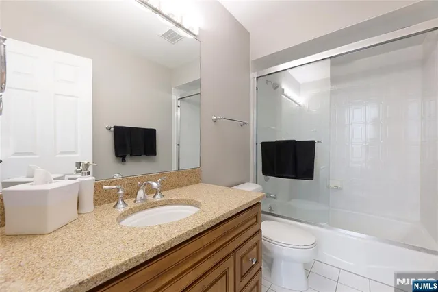 $899,000 | 102 Aspen Court, Unit T002, Norwood, NJ 07648