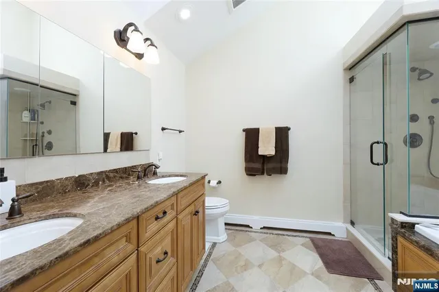 $899,000 | 102 Aspen Court, Unit T002, Norwood, NJ 07648