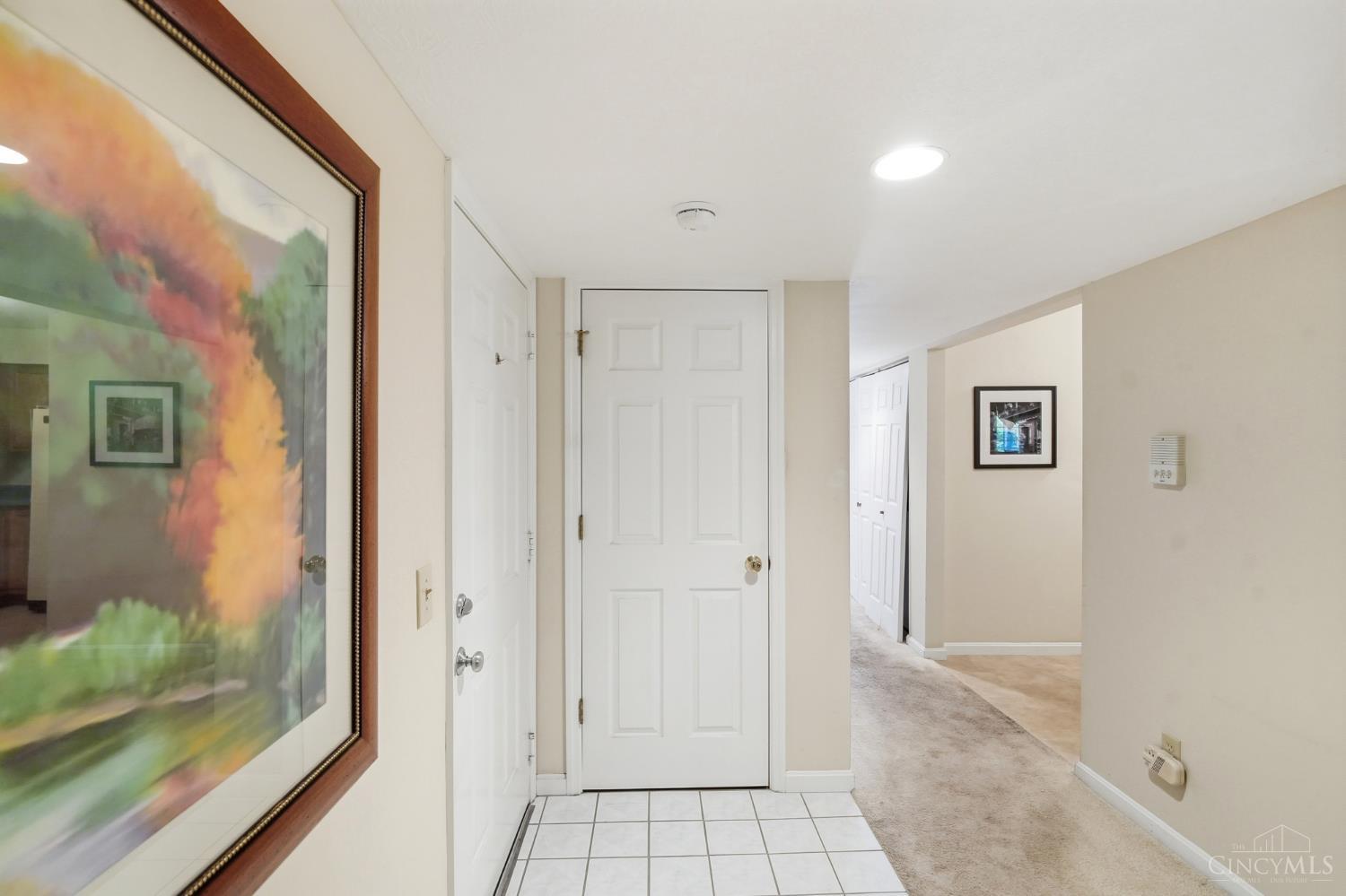 843 Neeb Road, Unit 1 Cincinnati, OH 45233 - Photo 8 of 35