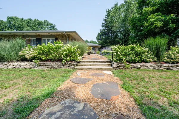 $959,000 | 2585 Lake Bluff Terrace, St. Joseph, MI 49085
