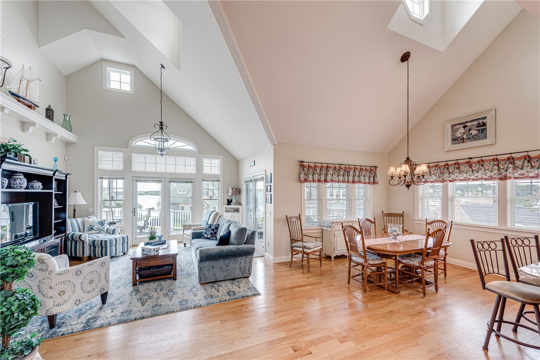 5 Namcook Road Narragansett, RI 02882 - Photo 12 of 46 Gallery Image 12