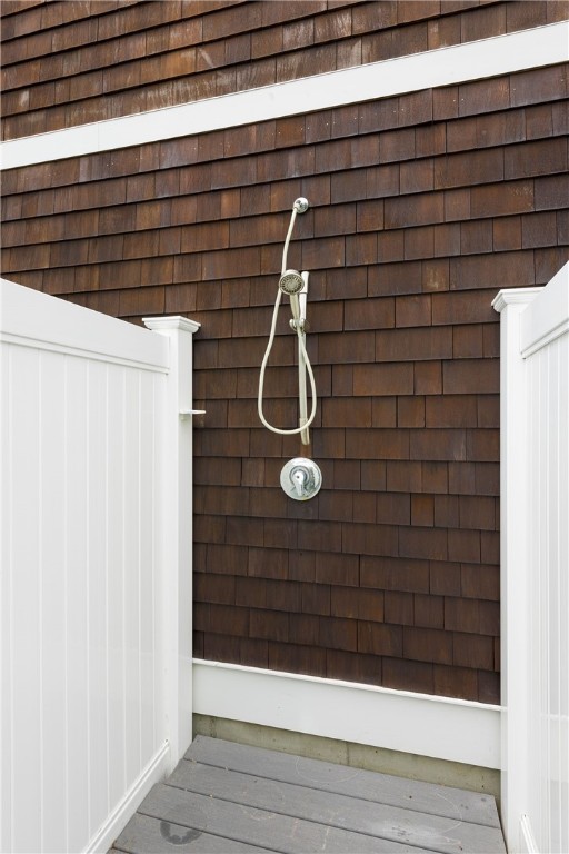 5 Namcook Road Narragansett, RI 02882 - Photo 40 of 46 Outdoor Shower