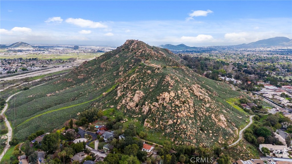 4855 Glenwood Drive Riverside, CA 92501 - Photo 37 of 39 a view of a city with mountains in the background