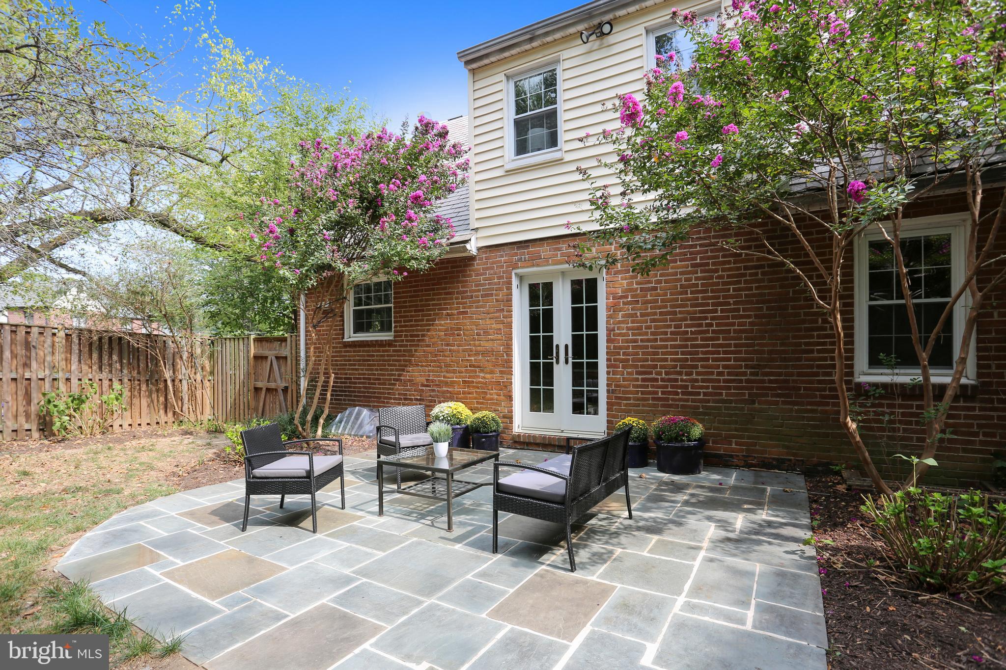 320 Dale Drive Silver Spring, MD 20910 - Photo 12 of 46 Gallery Image 12