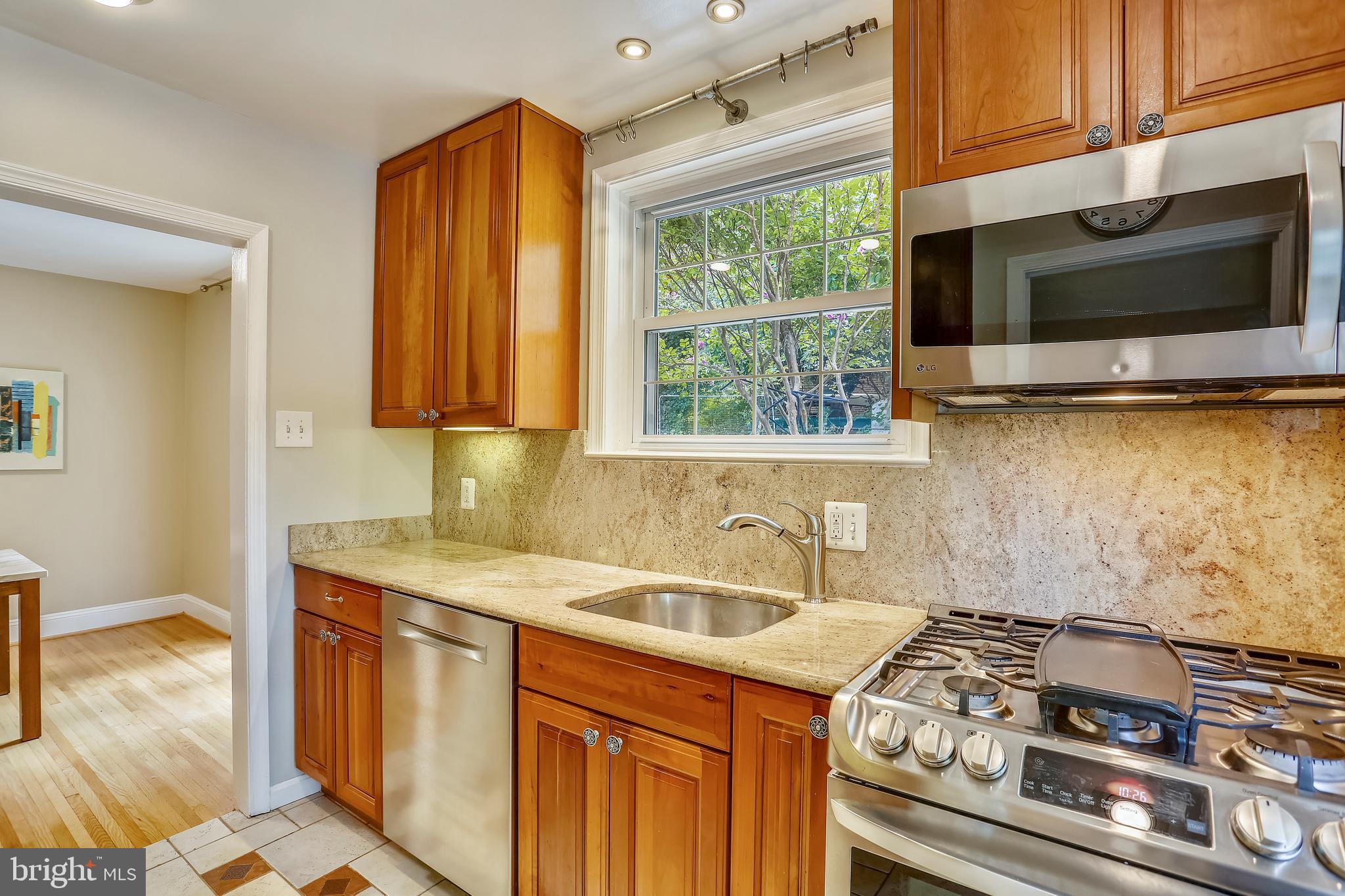 320 Dale Drive Silver Spring, MD 20910 - Photo 15 of 46 Gallery Image 15