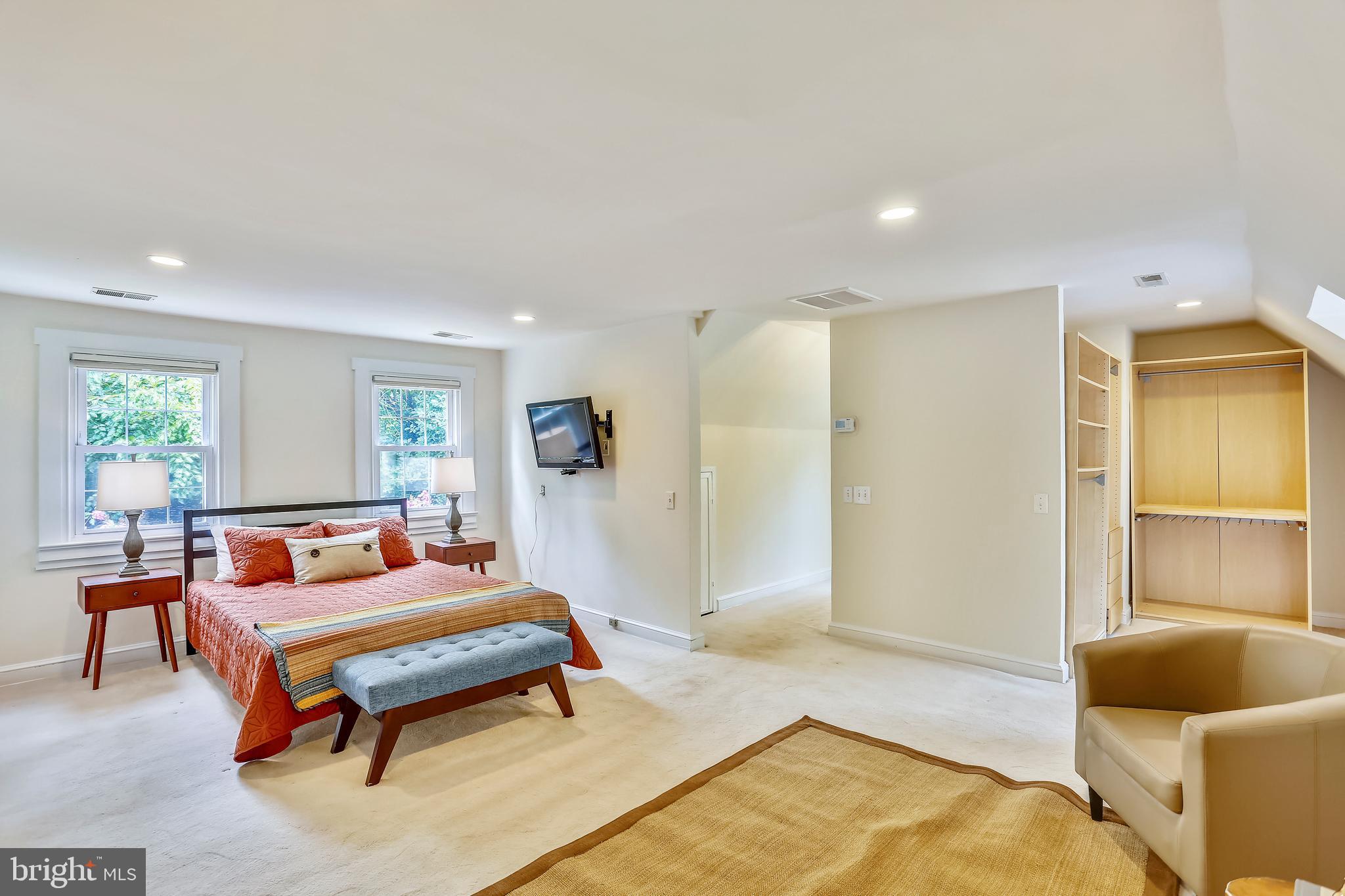 320 Dale Drive Silver Spring, MD 20910 - Photo 21 of 46 Gallery Image 21