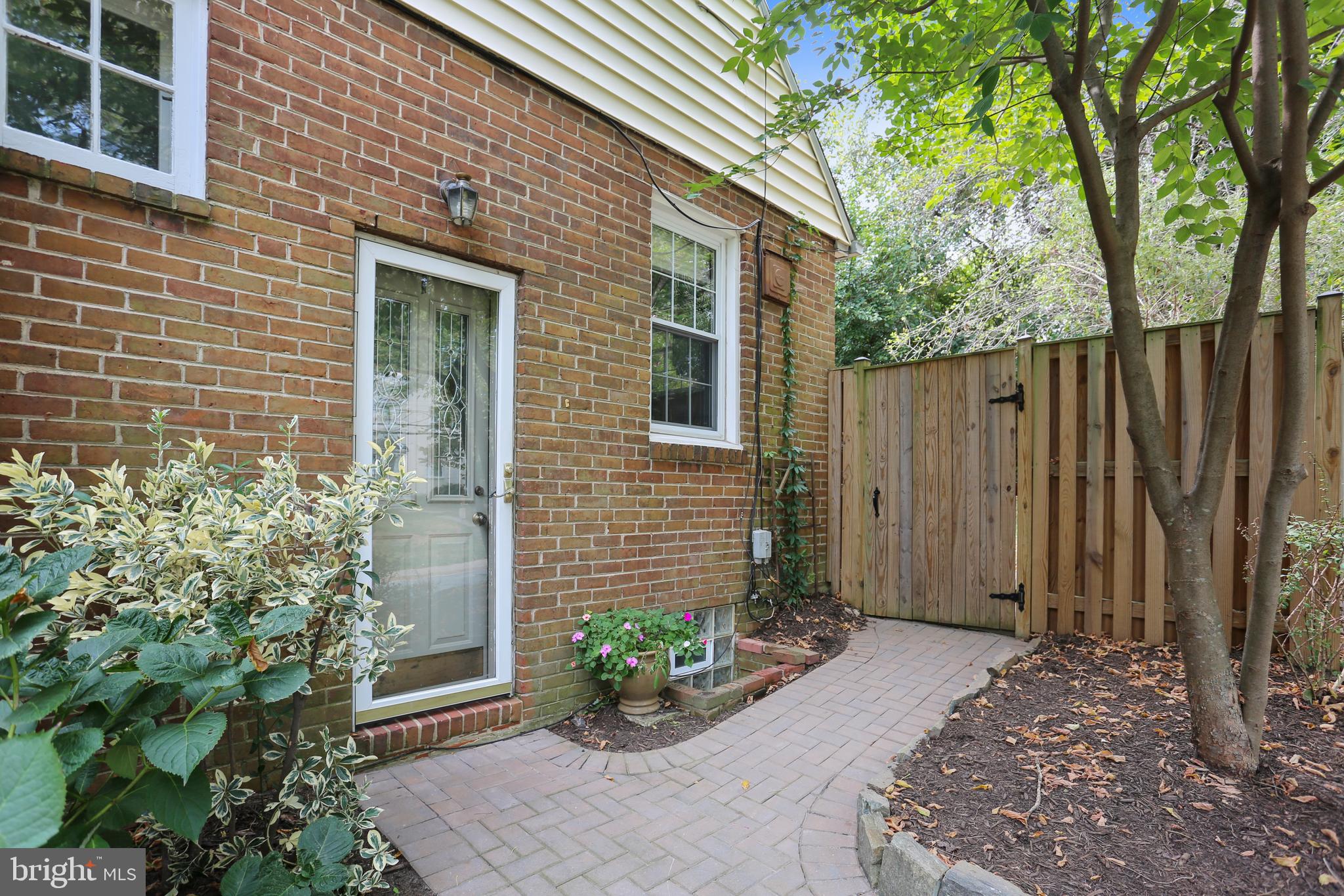 320 Dale Drive Silver Spring, MD 20910 - Photo 42 of 46 Gallery Image 42