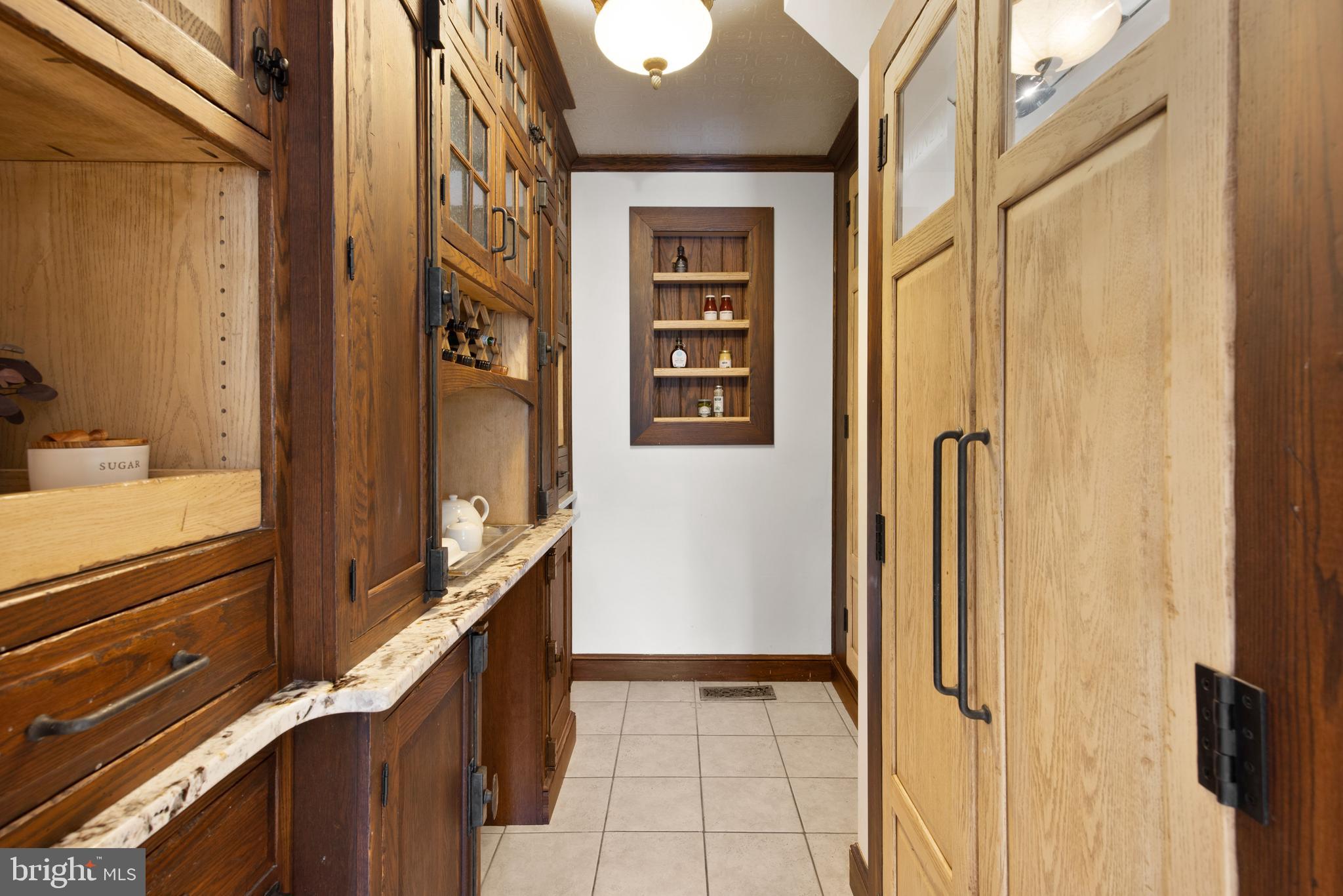 7500 Clifton Road Clifton, VA 20124 - Photo 13 of 49 Butler's pantry