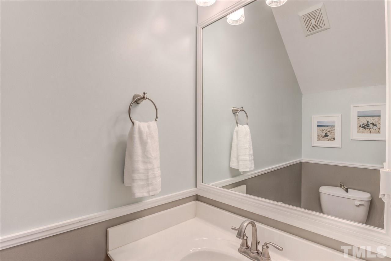 1409 Tawny View Lane Raleigh, NC 27603 - Photo 8 of 25 Gallery Image 8