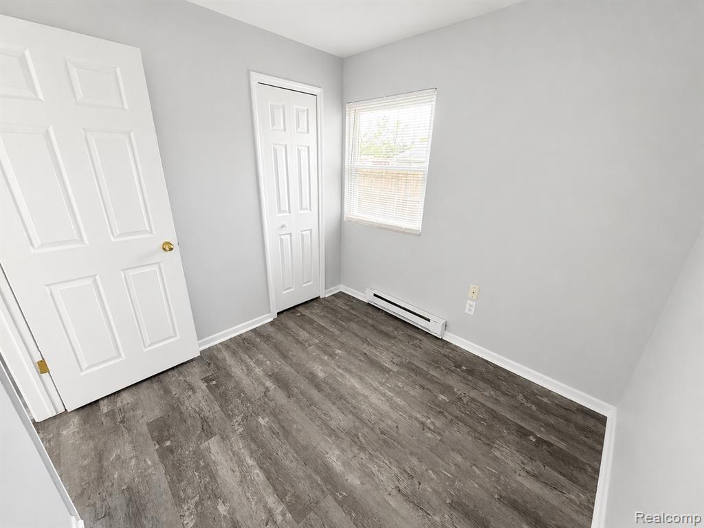617 West Commerce Road Commerce Township, MI 48382 - Photo 9 of 16