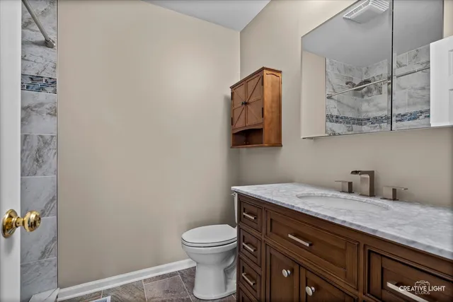 $2,975 | 1745 Ennis Lane, Wheaton, IL 60189