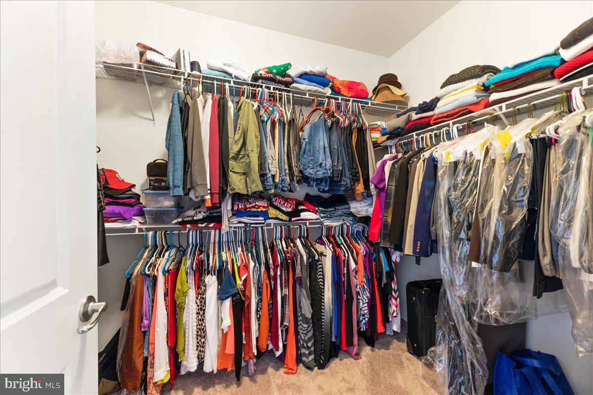 13613 Rockingham Lane Gainesville, VA 20155 - Photo 25 of 46 Extra large Primary bedroom closet.