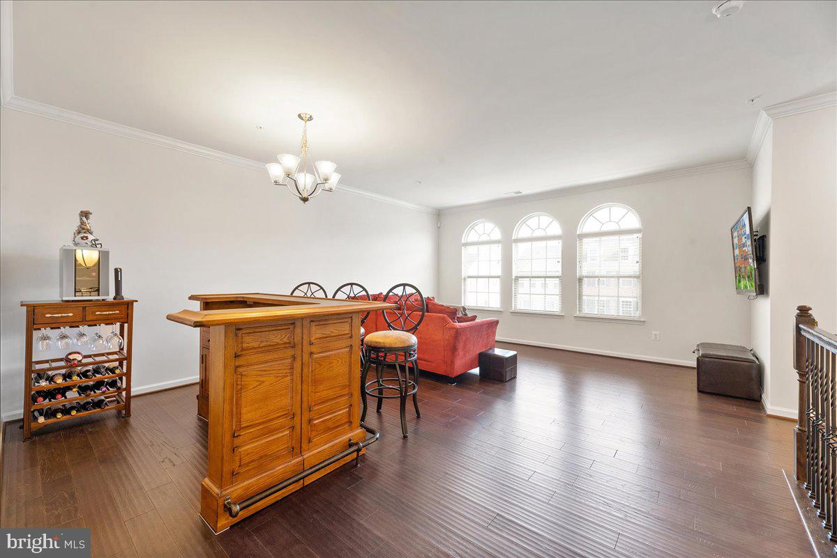 13613 Rockingham Lane Gainesville, VA 20155 - Photo 7 of 46 Large Flex Space, can be a Bar Formal L/R or D/R