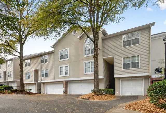 $317,500 | 4246 River Green Drive Northwest, Unit 206, Atlanta, GA 30327