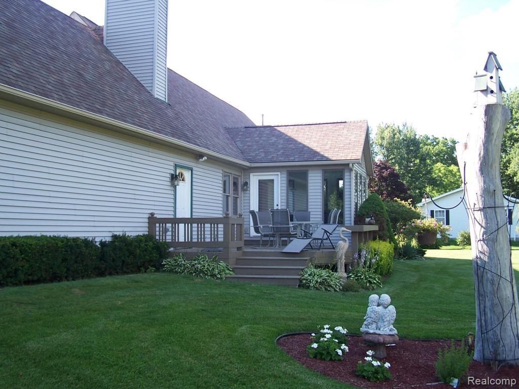 448 North Tipsico Lake Road Highland, MI 48357 - Photo 14 of 28 101_5349.jpg