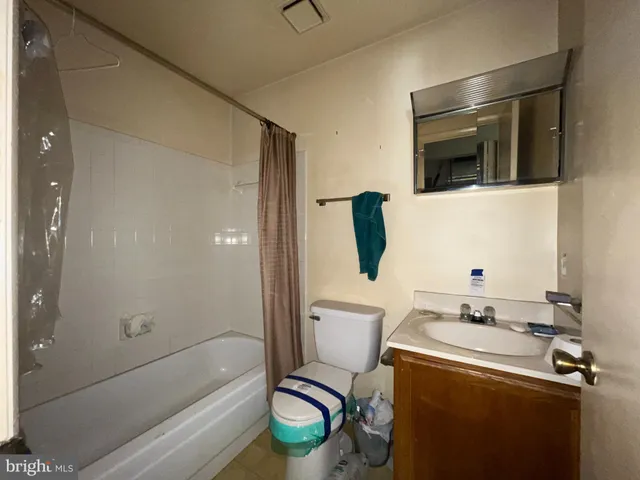 $205,000 | 1152 Windemere Court, Fort Washington, MD 20744