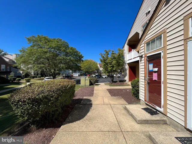 $205,000 | 1152 Windemere Court, Fort Washington, MD 20744