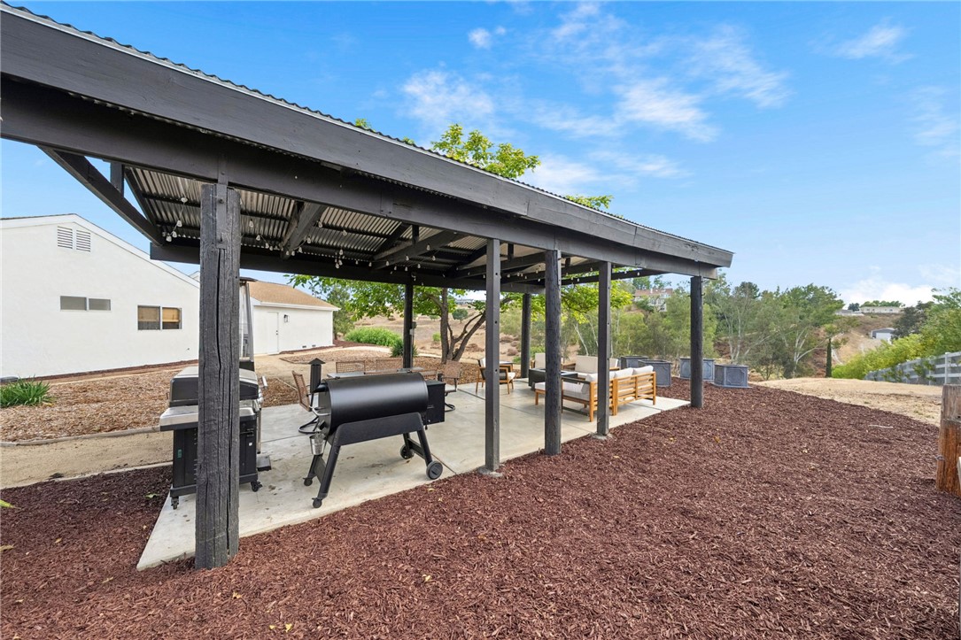 40752 Los Amantes Road Temecula, CA 92592 - Photo 38 of 64