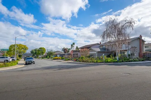 $2,500,000 | 906 Bluebell Way, Sunnyvale, CA 94086