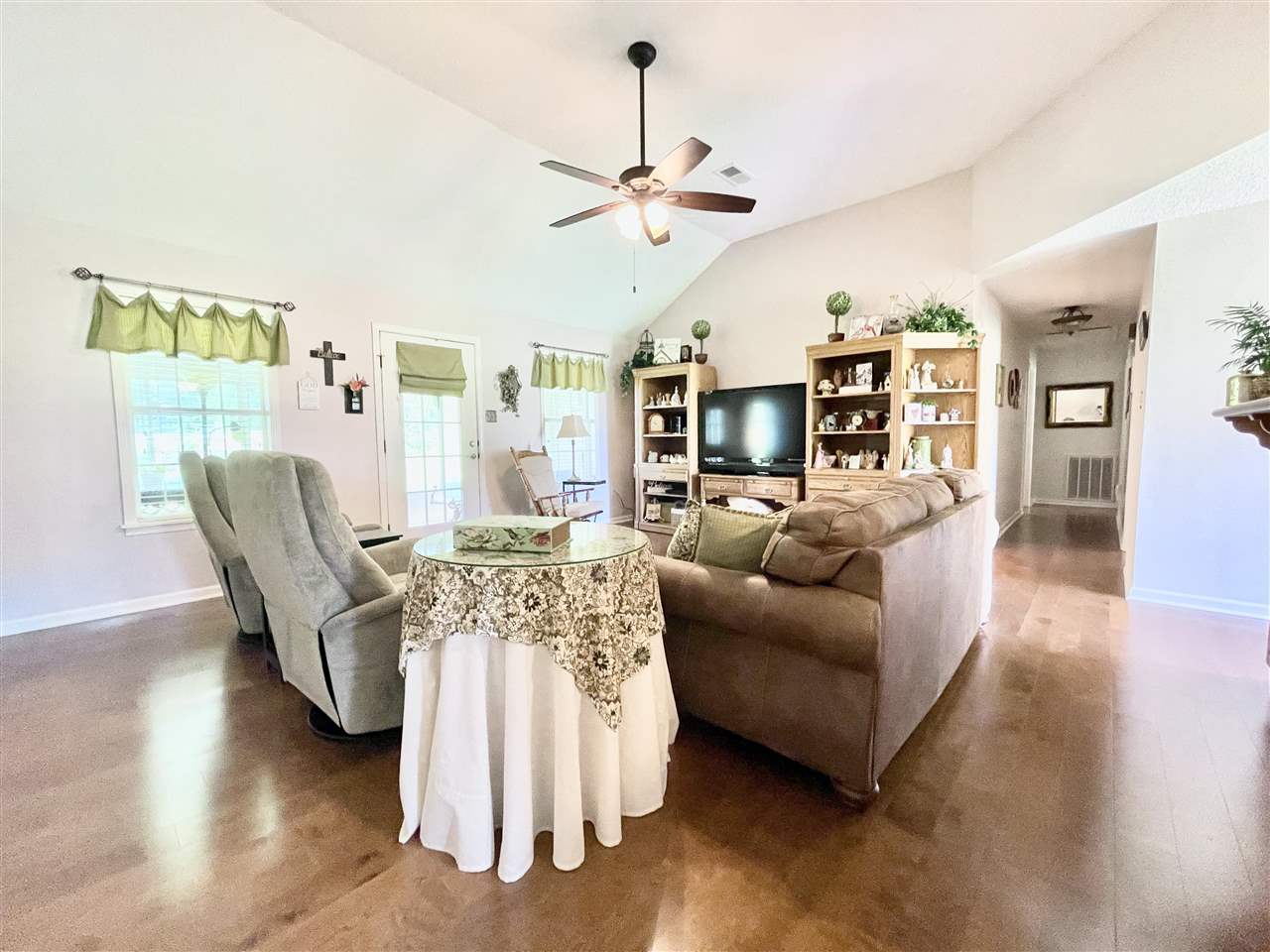 202 Brierhedge Road Covington, TN 38019 - Photo 4 of 18 Gallery Image 4