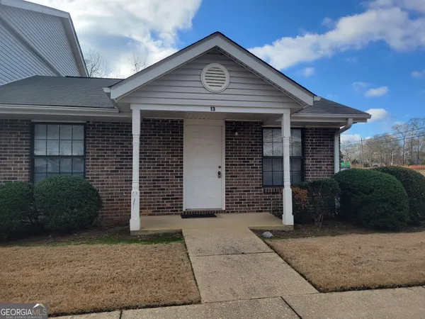 $1,015 | 4570 Highway 53, Unit 13, Hoschton, GA 30548