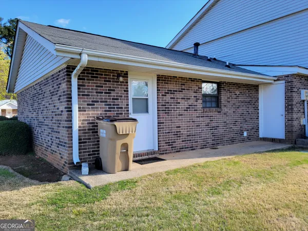 $1,015 | 4570 Highway 53, Unit 13, Hoschton, GA 30548
