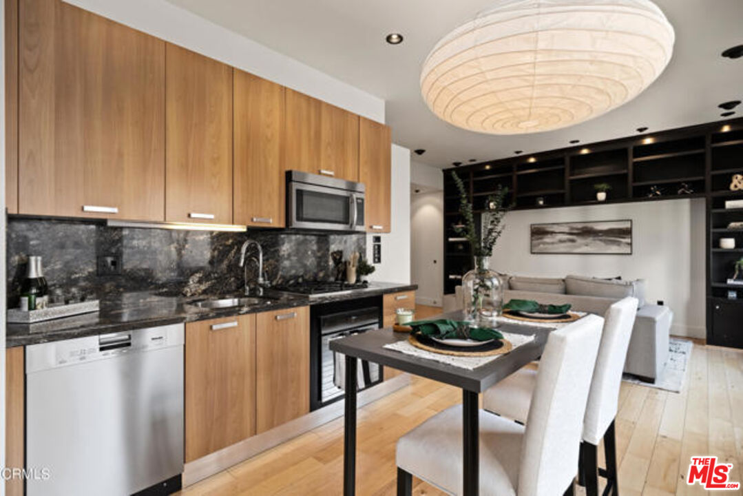 460 South Spring Street, Unit 601 Los Angeles, CA 90013 - Photo 5 of 18
