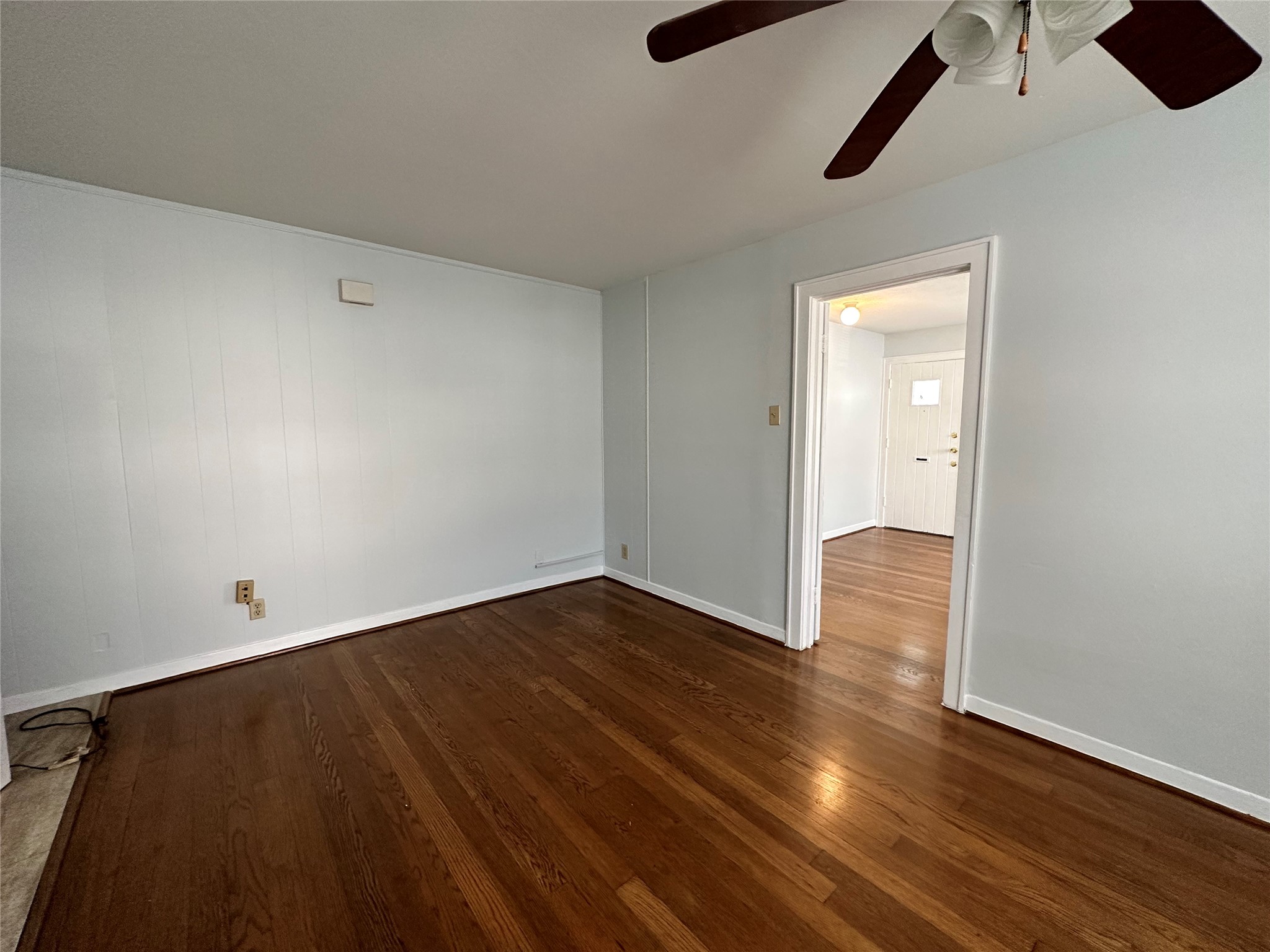 4624 Clay Street Houston, TX 77023 - Photo 5 of 18