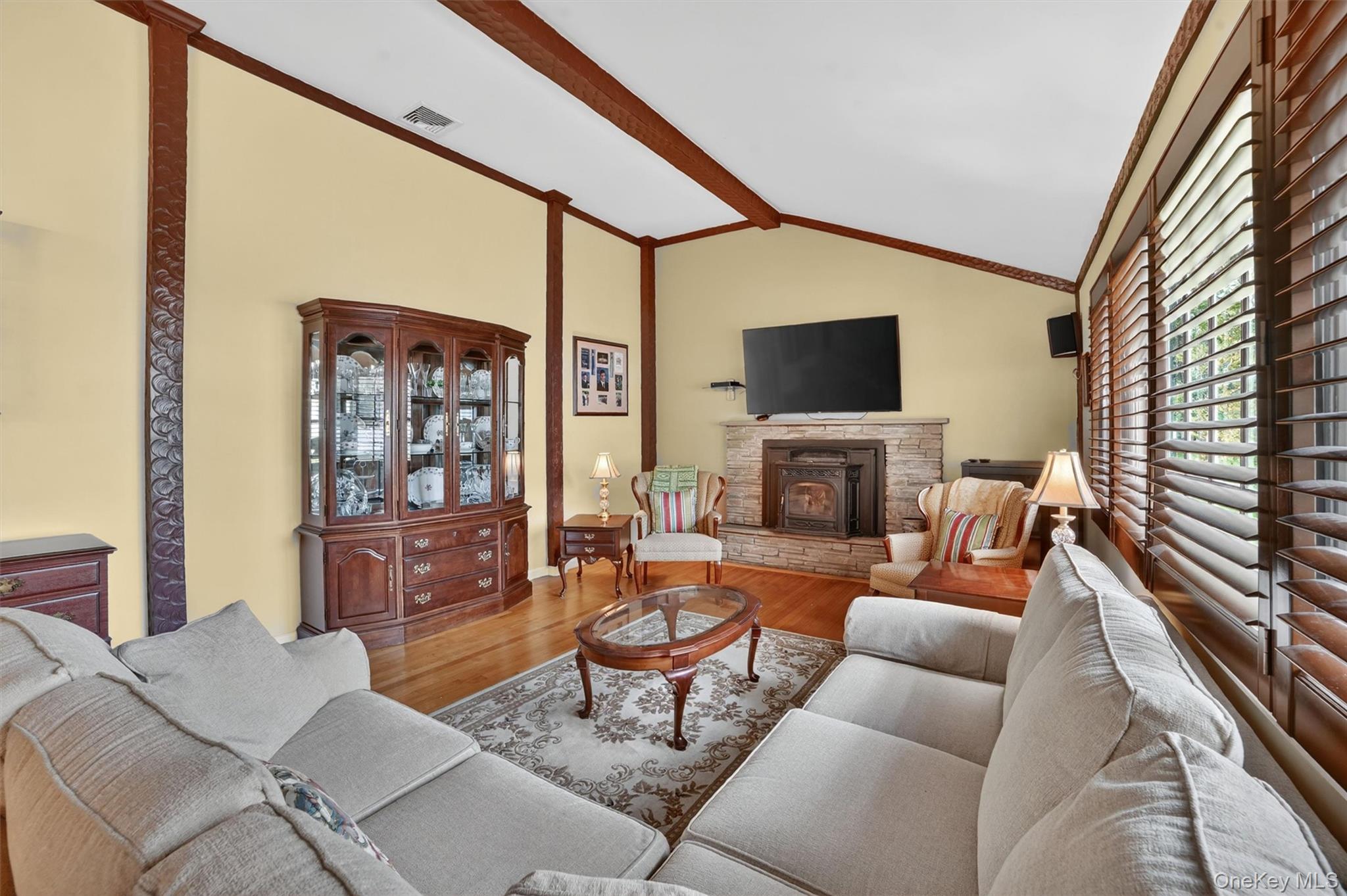 984 Fox Meadow Road Yorktown Heights, NY 10598 - Photo 13 of 36