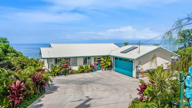 $898,000 | 88-1531 Awapuhi Avenue, Captain Cook, HI 96704