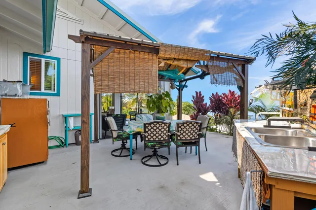 $898,000 | 88-1531 Awapuhi Avenue, Captain Cook, HI 96704