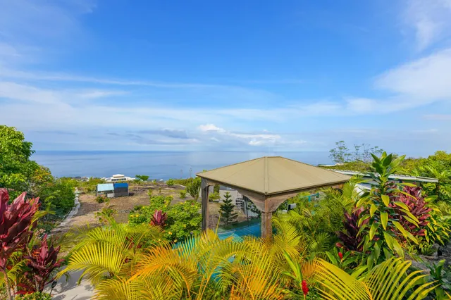 $898,000 | 88-1531 Awapuhi Avenue, Captain Cook, HI 96704