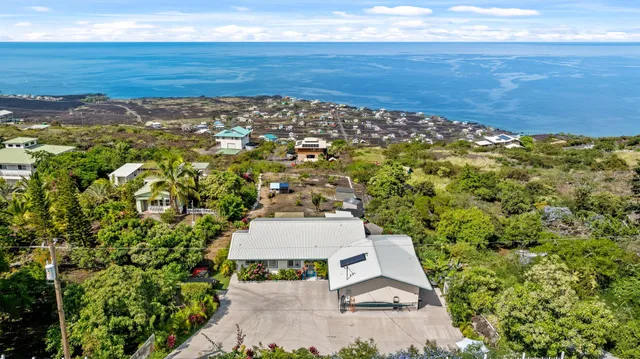 $898,000 | 88-1531 Awapuhi Avenue, Captain Cook, HI 96704