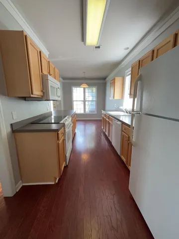 $2,200 | 202 Trillium Avenue, Summerville, SC 29483