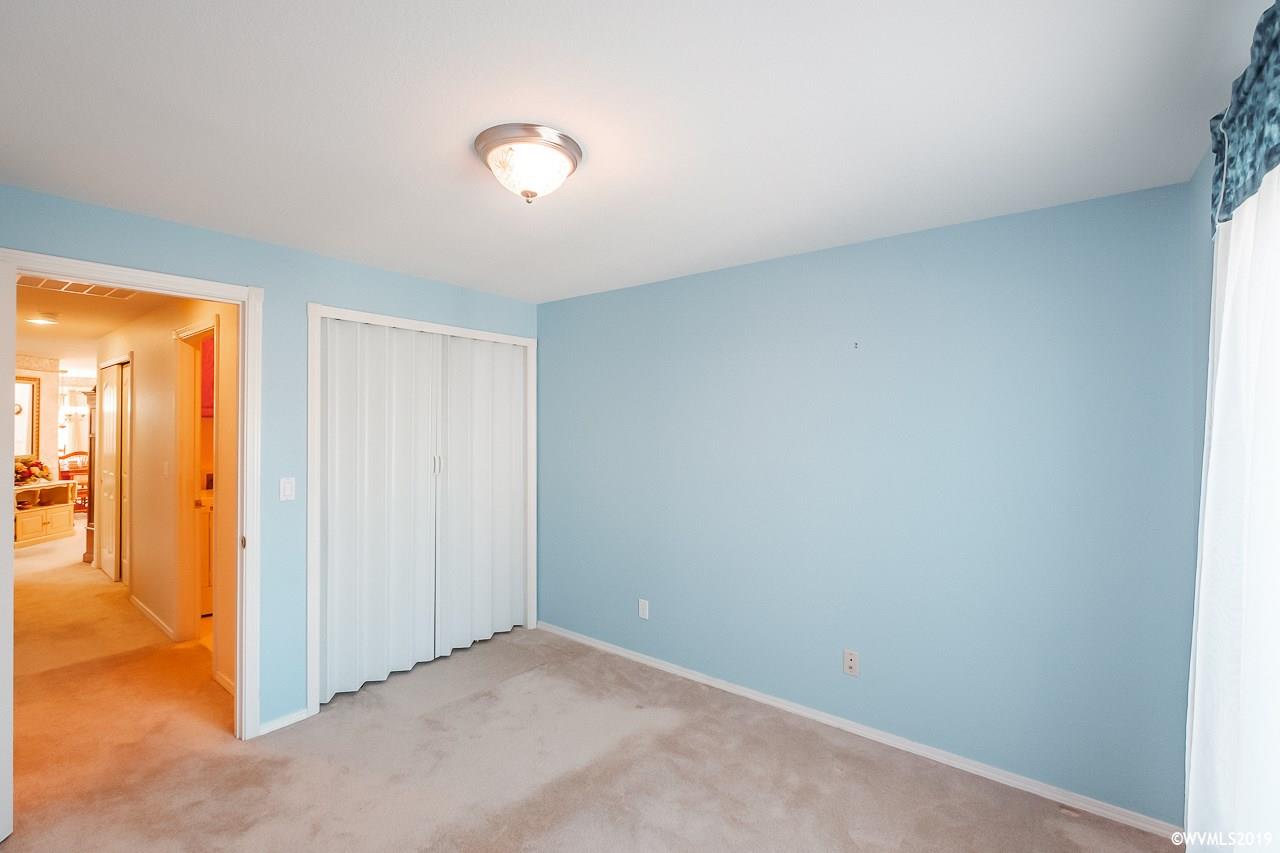 2523 Del Rio Court Southeast Albany, OR 97322 - Photo 26 of 29 Gallery Image 26
