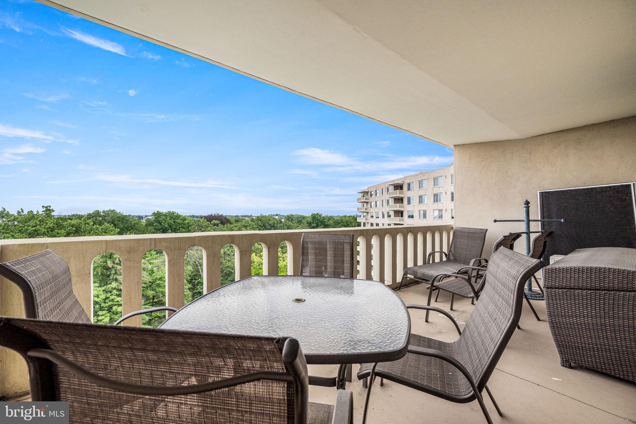 191 Presidential Boulevard, Unit R828 Bala Cynwyd, PA 19004 - Photo 18 of 50 a view of balcony with furniture