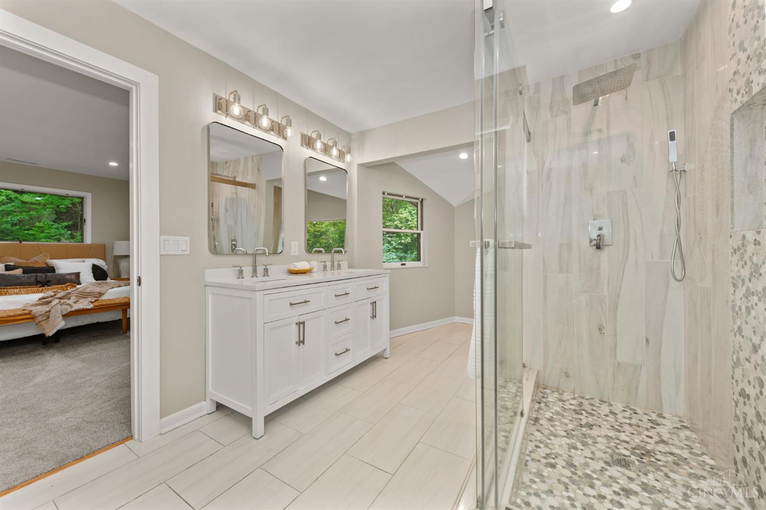 7275 Demar Road Cincinnati, OH 45243 - Photo 24 of 43 Gallery Image 24