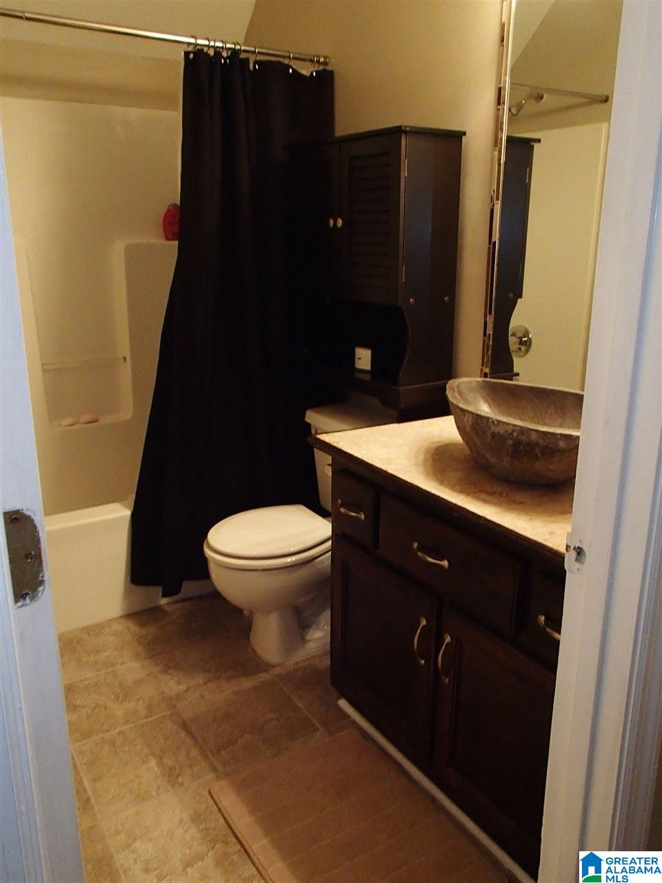 5947 Creekwood Road Birmingham, AL 35210 - Photo 23 of 34