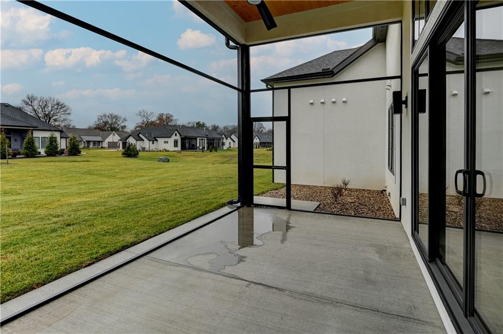 3903 West 84th Terrace Prairie Village, KS 66206 - Photo 11 of 64