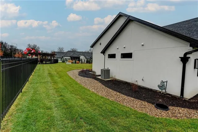 $999,900 | 3903 West 84th Terrace, Prairie Village, KS 66206