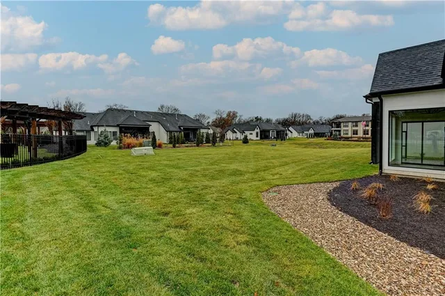 $999,900 | 3903 West 84th Terrace, Prairie Village, KS 66206