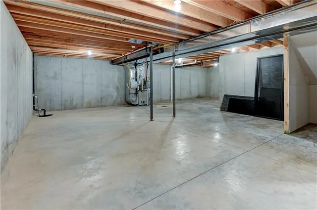 $999,900 | 3903 West 84th Terrace, Prairie Village, KS 66206