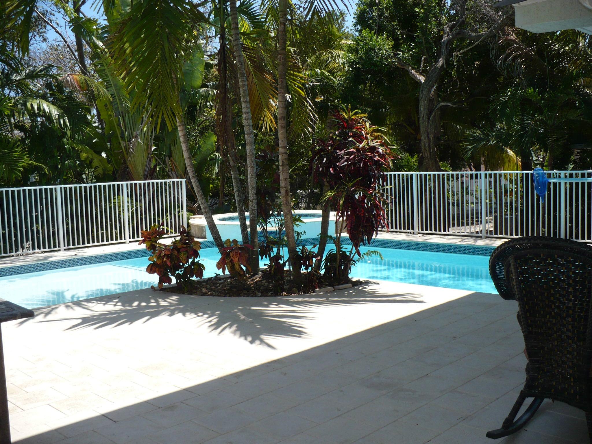 213 Coral Road Islamorada, FL 33036 - Photo 10 of 61 P1100173